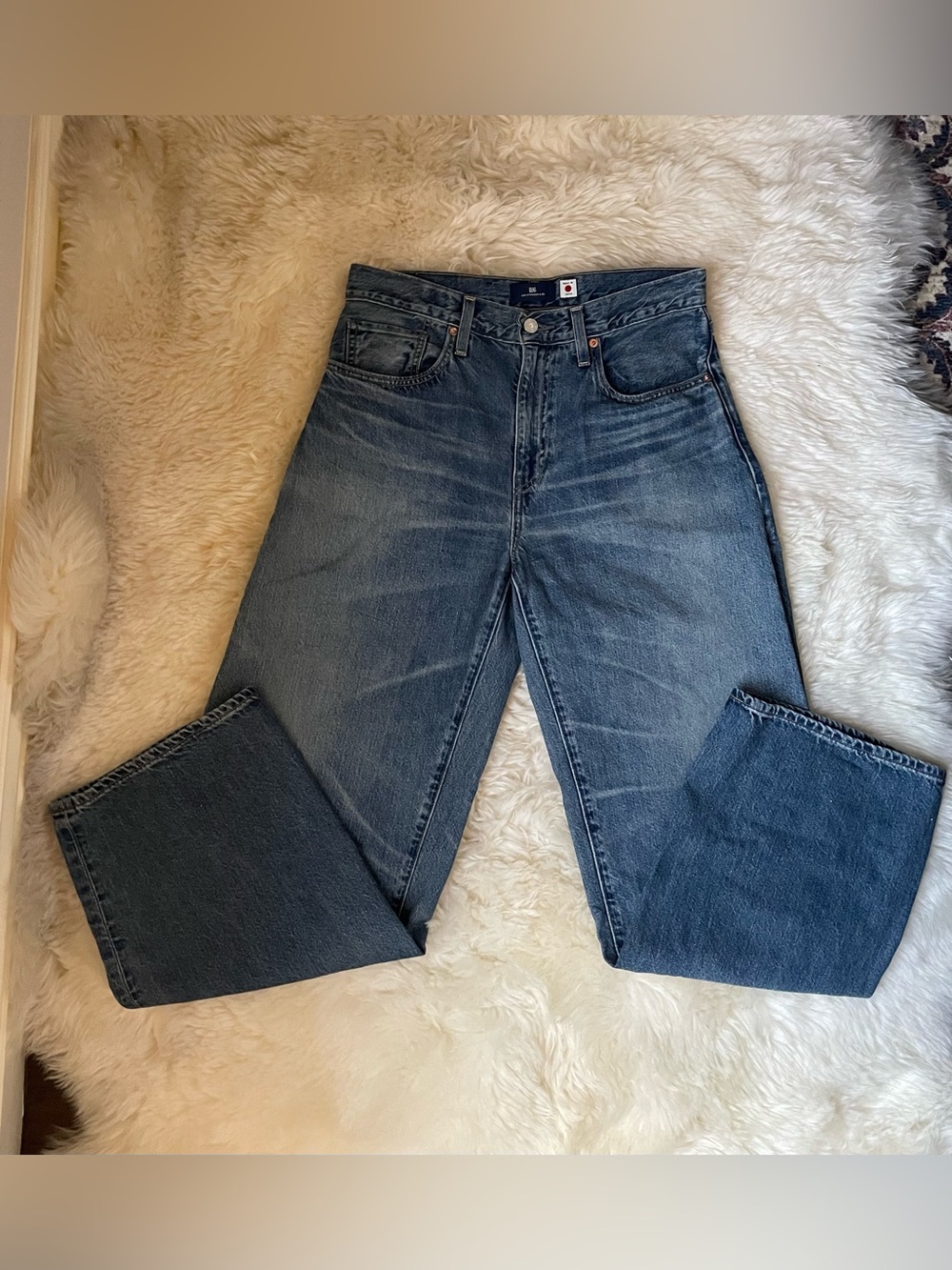 Levi’s blue label made in Japan drop barrel women’s jeans